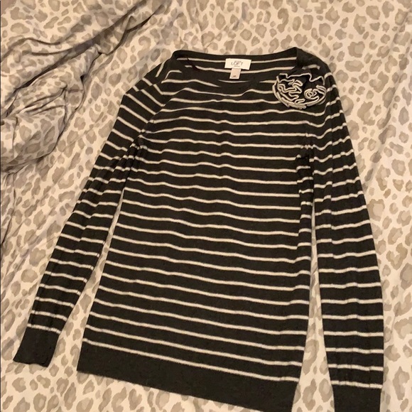 LOFT Tops - LOFT grey and white striped long sleeve